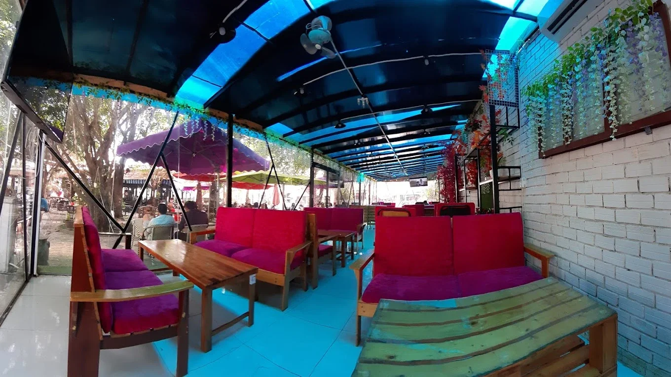 Marina Coffee với view sông Hậu tuyệt đẹp
