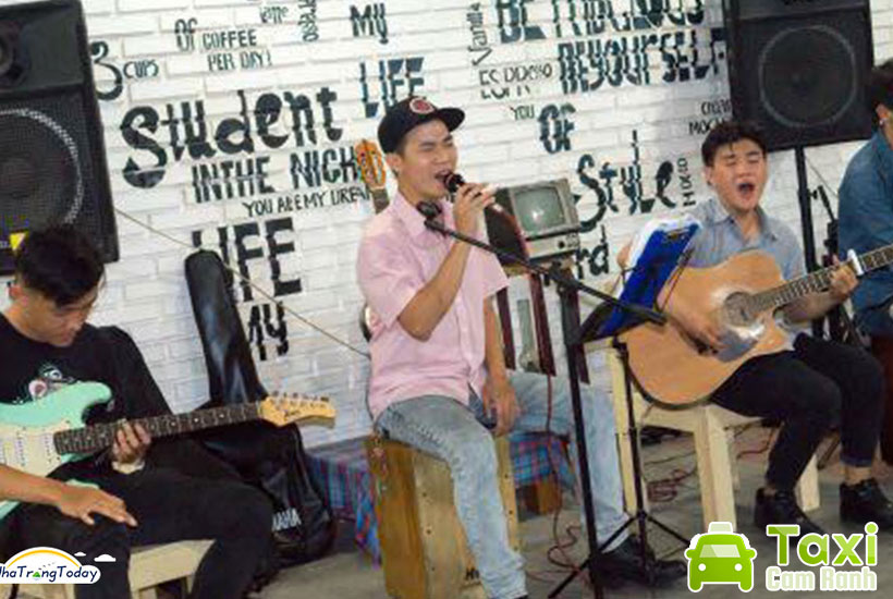 Tui's Coffee quán cafe acoustic ở Nha Trang với phong cách thiết kế độc lập cổ điển