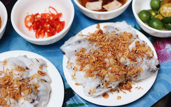 Bánh cuốn Thụy Khuê - quán bánh cuốn ở Hà Nội giá rẻ nổi tiếng