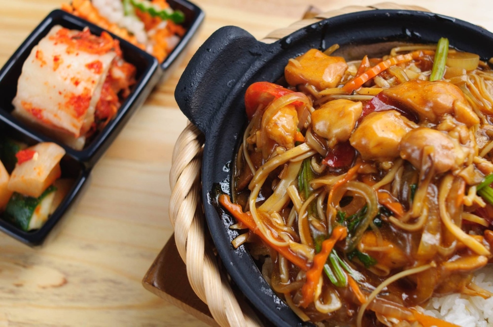 Cơm niêu Sentosa với các món ăn Singapore hấp dẫn