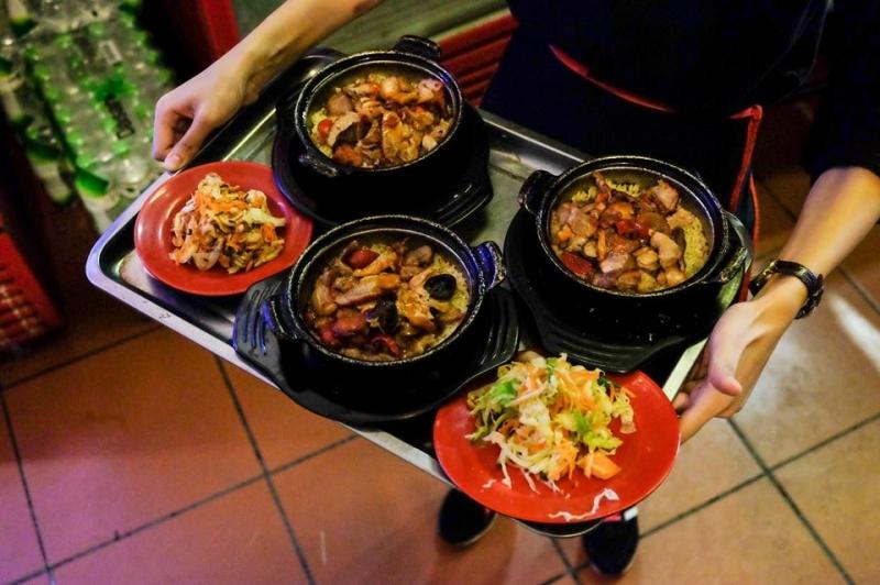 Cơm sườn Đào Duy Từ, quán cơm niêu ở Hà Nội nổi tiếng phố cổ