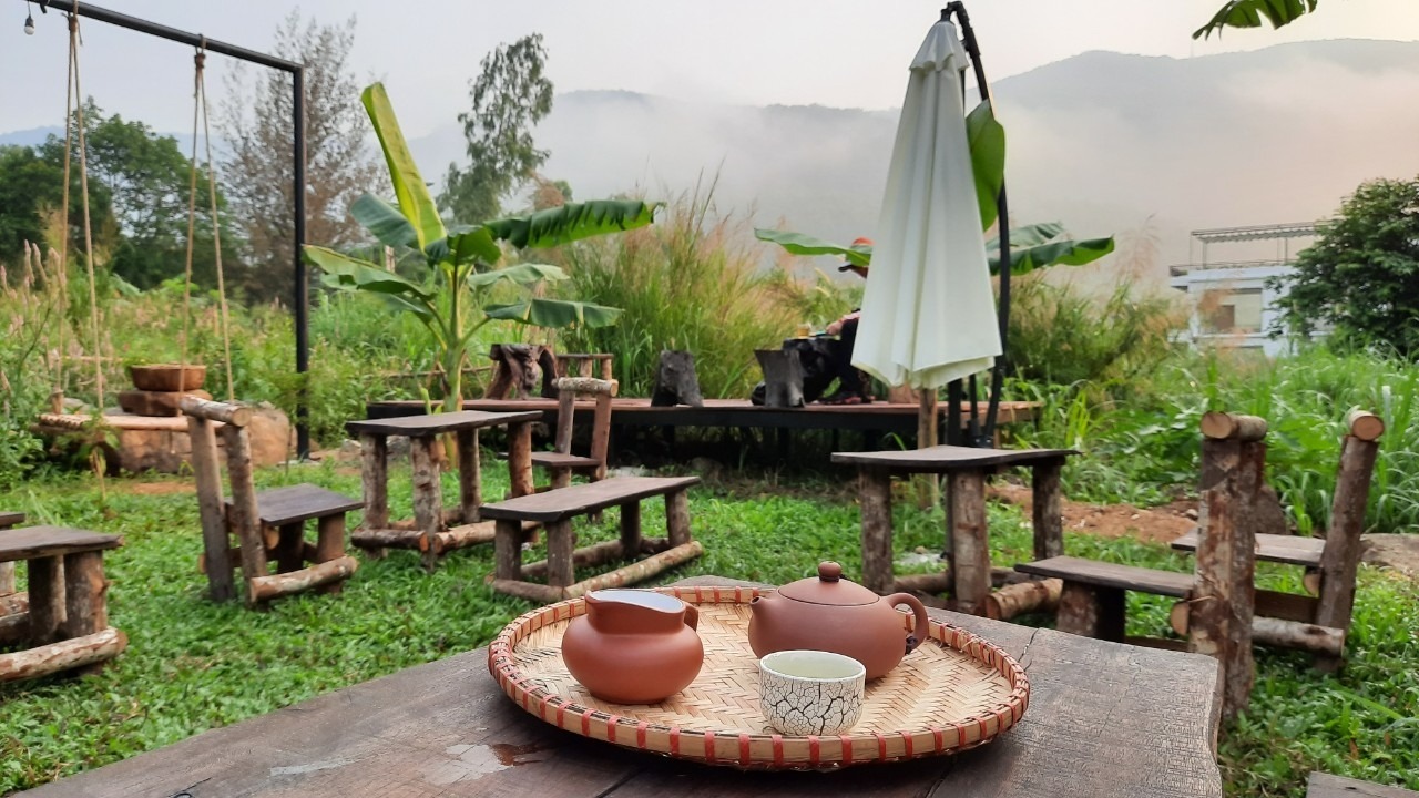 quán cà phê view biển ở đà nẵng om tea coffee