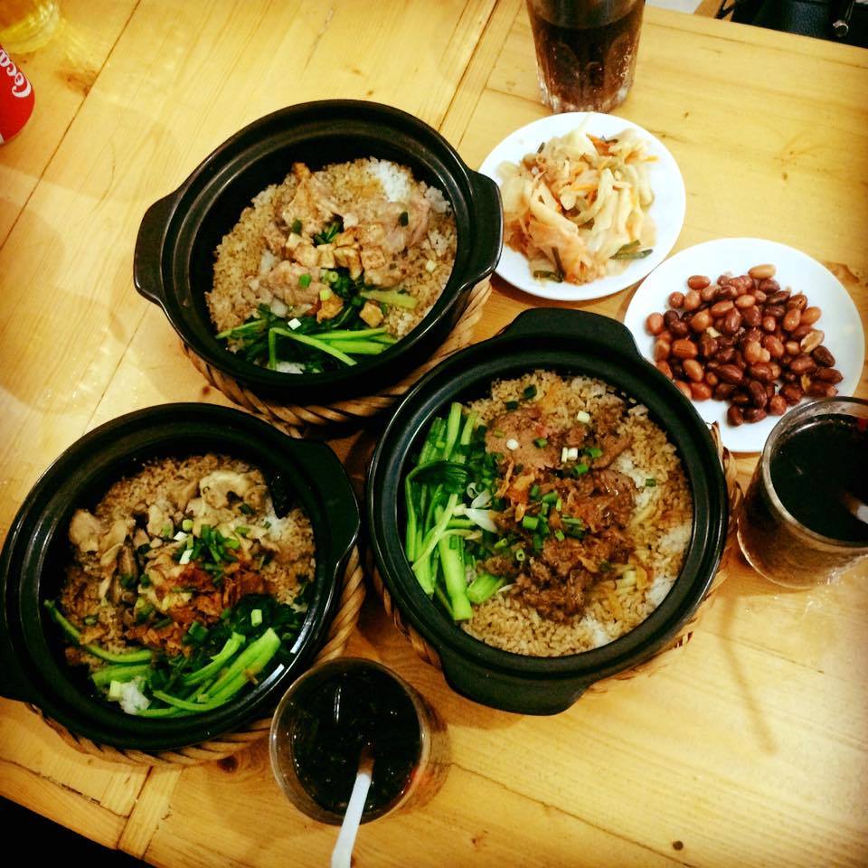 Cơm niêu The Hawker, quán cơm niêu ở Hà Nội với phong cách Singapore