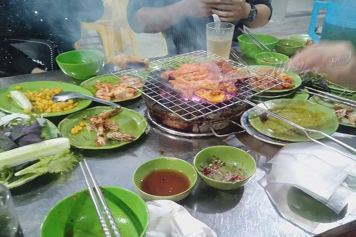 Quán Mập Còi Lê Đức Thọ đông nghịt khách