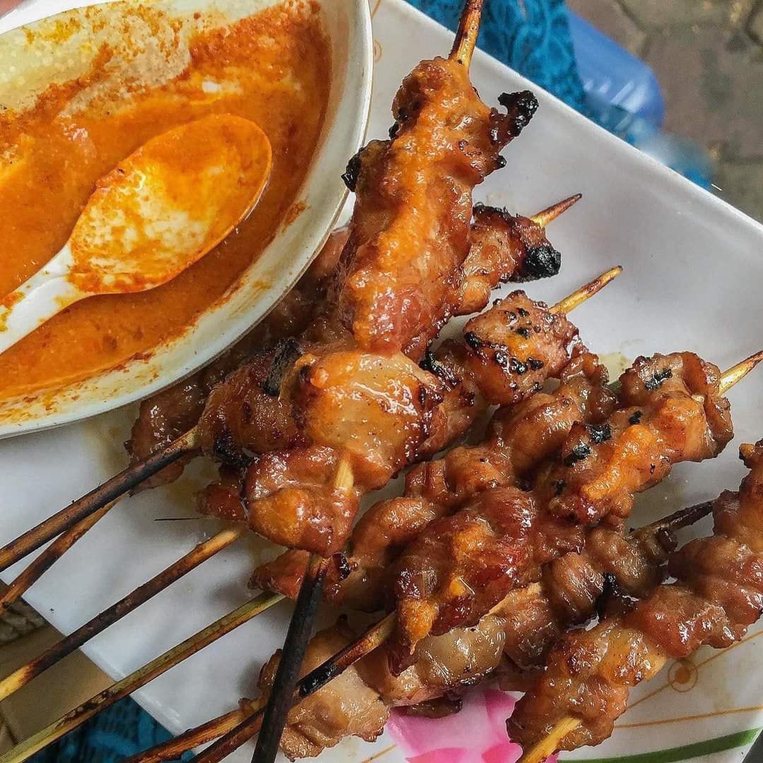 Thịt xiên nướng đậm đà hương vị tại Hàm Long Hà Nội