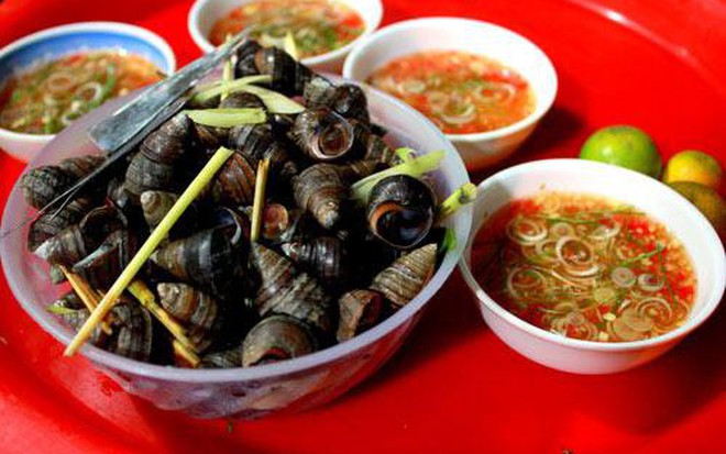 Gánh ốc luộc bà Câm