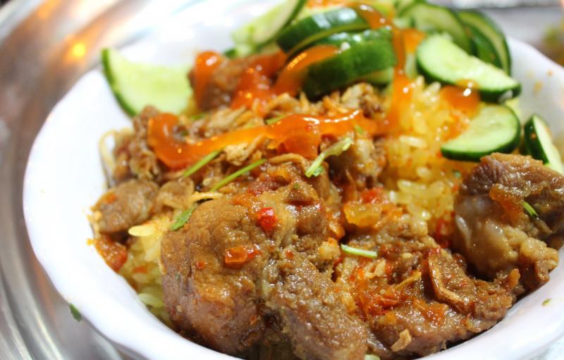 Xôi sườn cay thơm ngon
