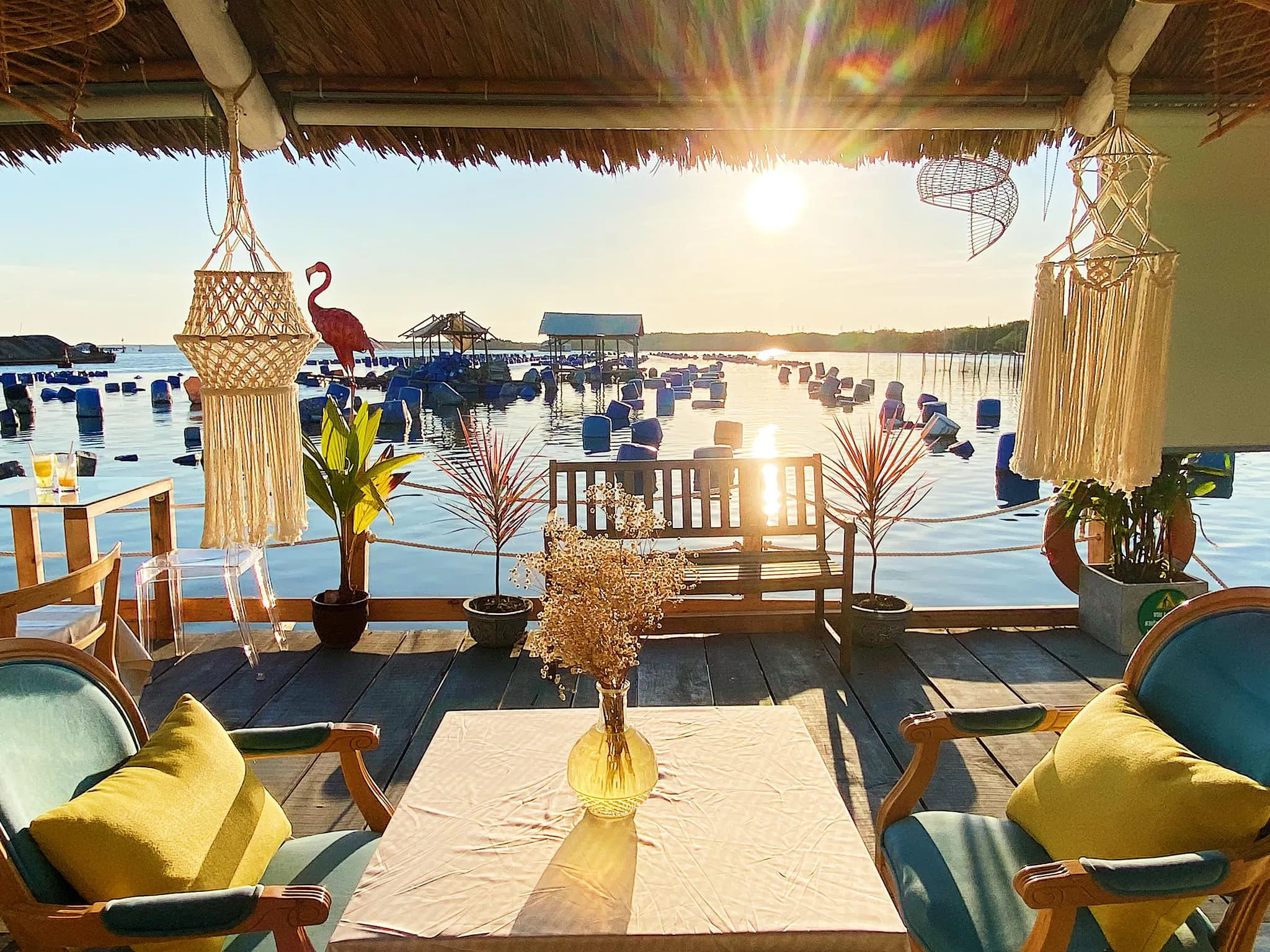 Đực Nhỏ Sunset - cafe view biển vũng tàu view cực chill