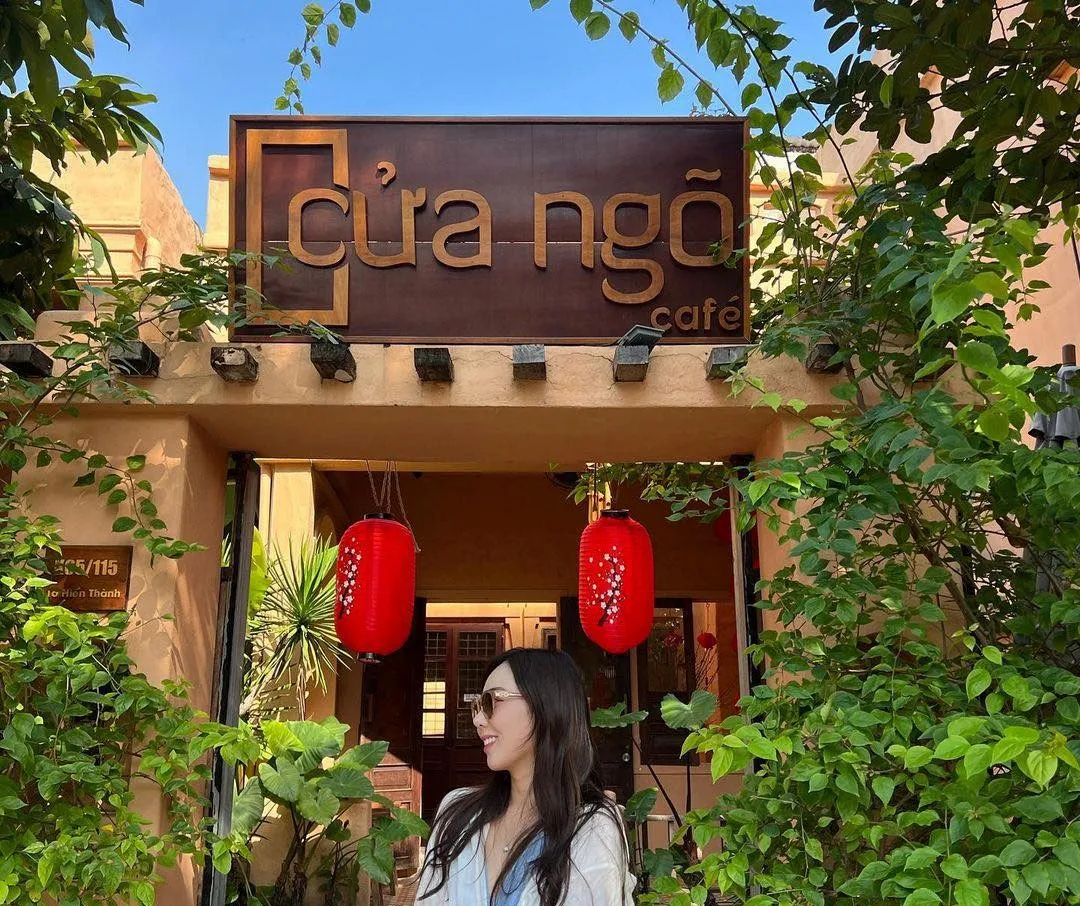 Cửa Ngõ Cafe