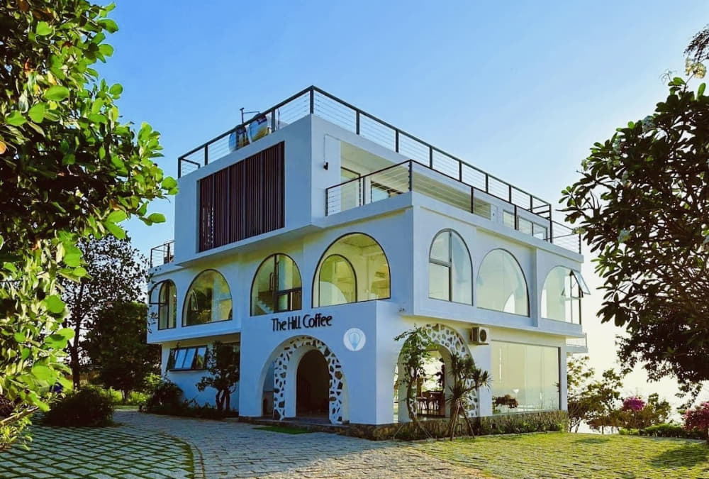 Tầng thượng view biển tại 1991's Coffee Vũng Tàu