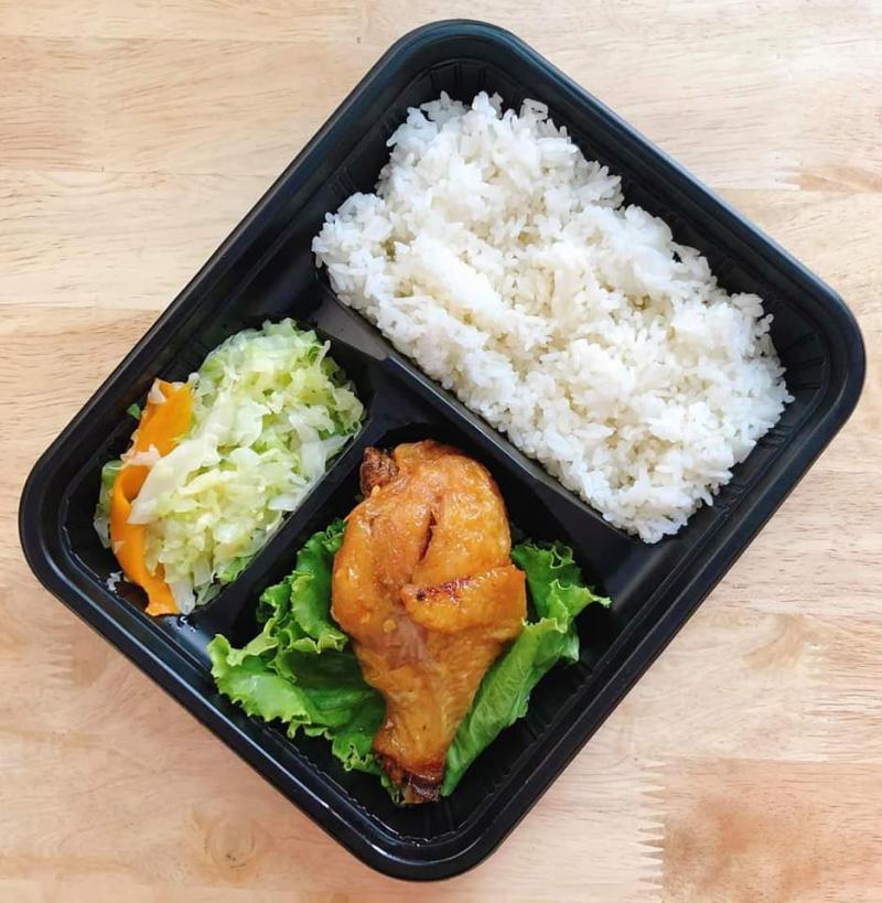 Bếp Quyên - quán cơm văn phòng giao tận nơi