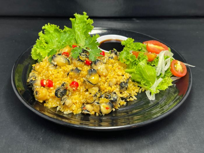 Món cơm gà gấc độc đáo tại Thuận Phúc