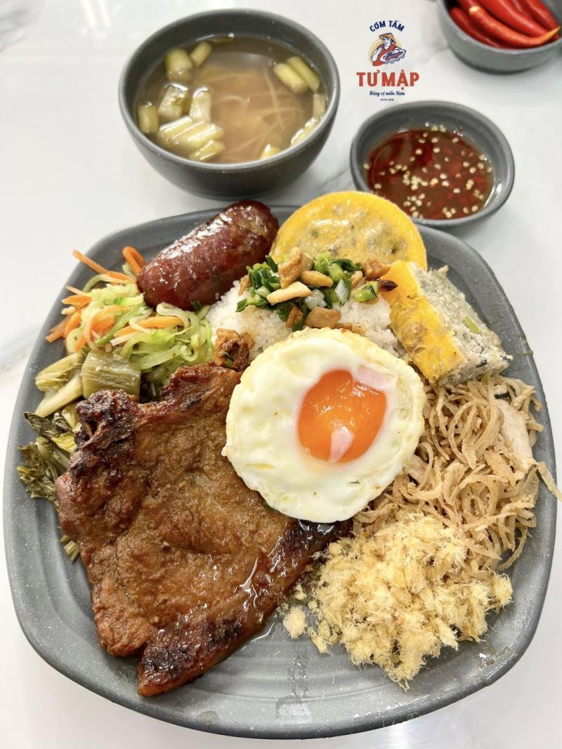 Cơm Tấm Tư Mập - quán cơm văn phòng giao tận nơi