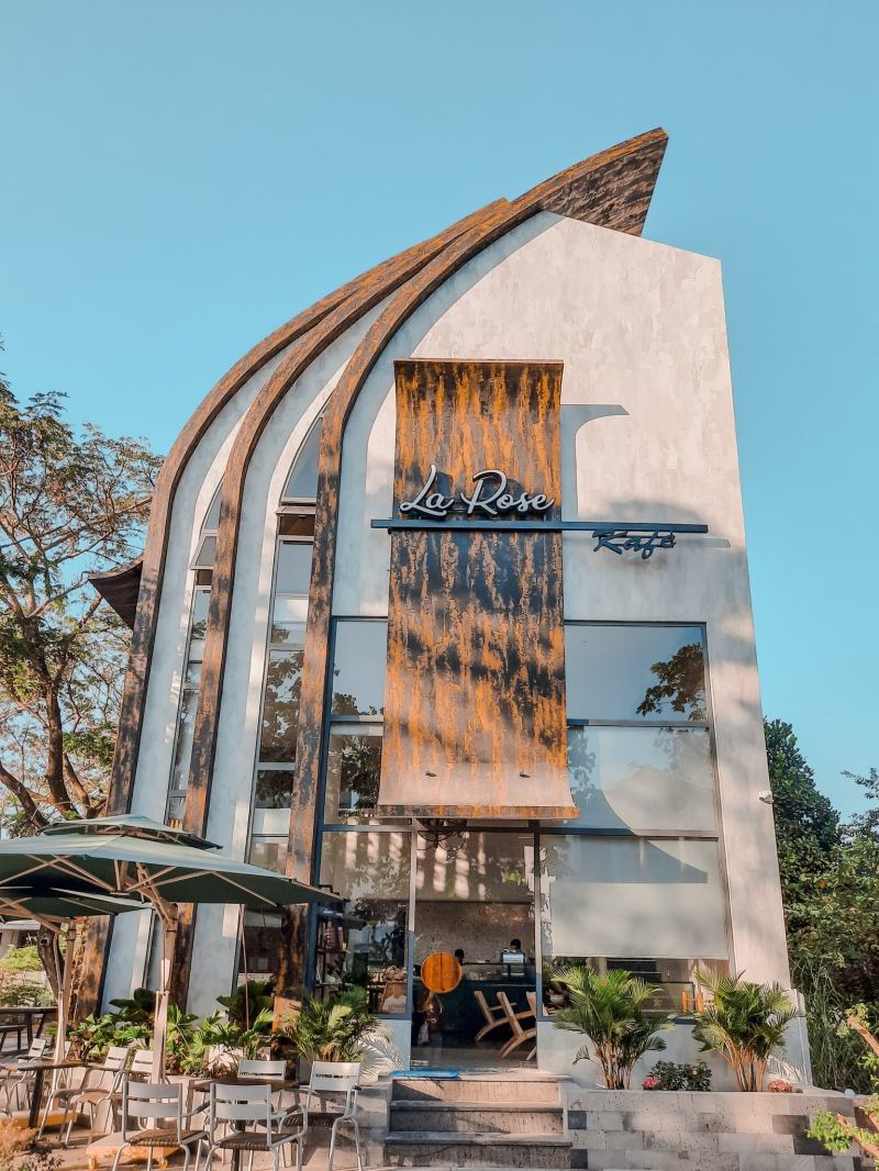 La Rose Kafe trang trí Noel phong cách Bắc Âu