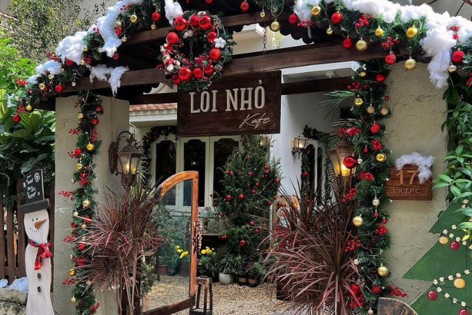 Lối Nhỏ Kaffe - Cafe không gian Giáng sinh đa dạng