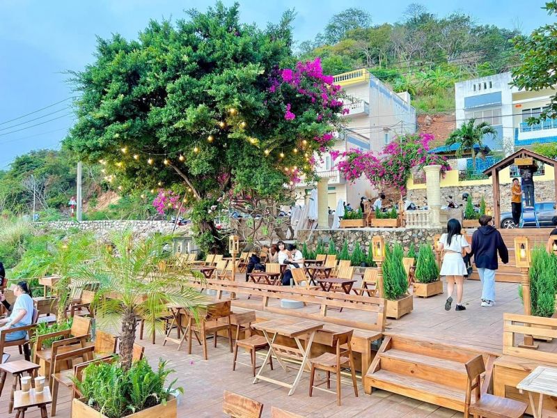 NaLi Beach - cafe view biển vũng tàu phong cách Đà Lạt