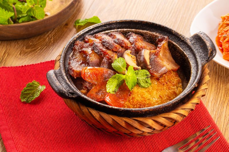 KOMBO - quán cơm văn phòng giao tận nơi