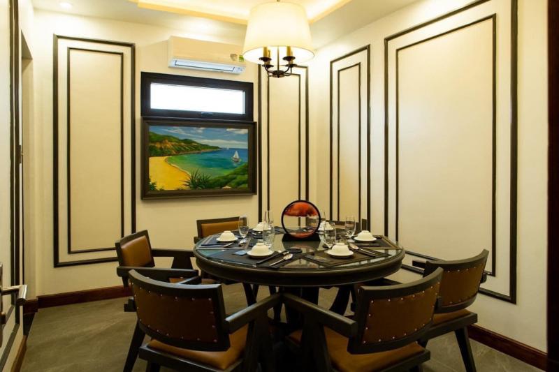 Nhà Hàng SALA cơm chiên hải sản ở Huế