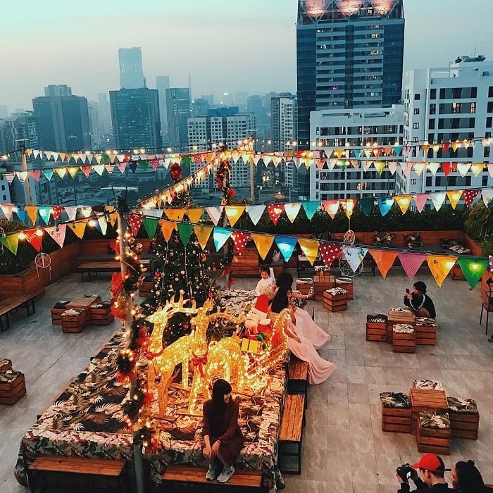 Trill Rooftop Cafe - Cafe rooftop Noel view đẹp