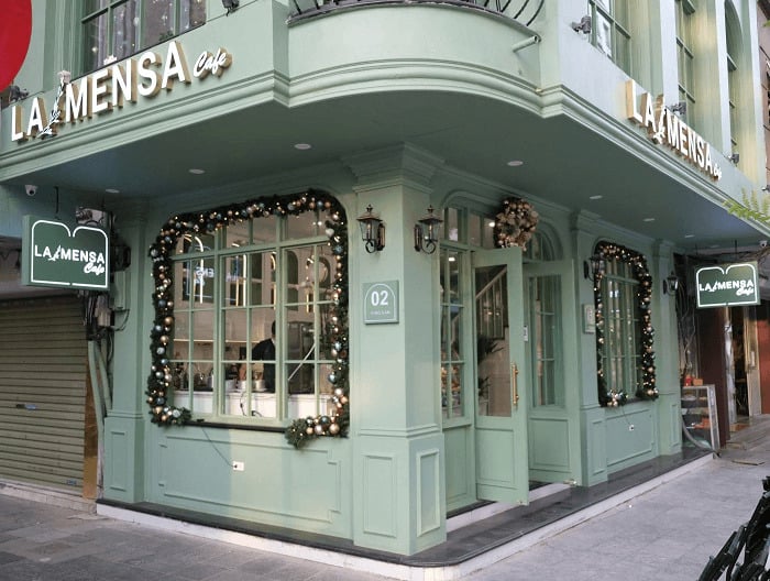 La Mensa - Cafe Noel tông xanh mint độc đáo