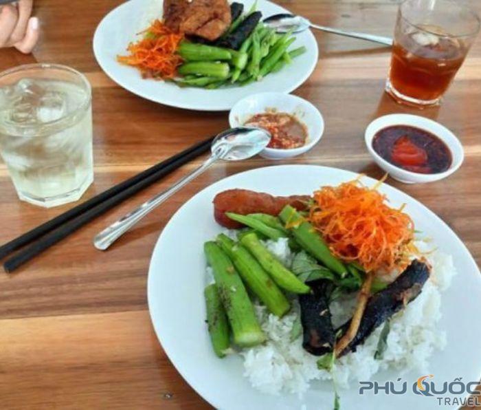 Cơm chay Thành Tâm