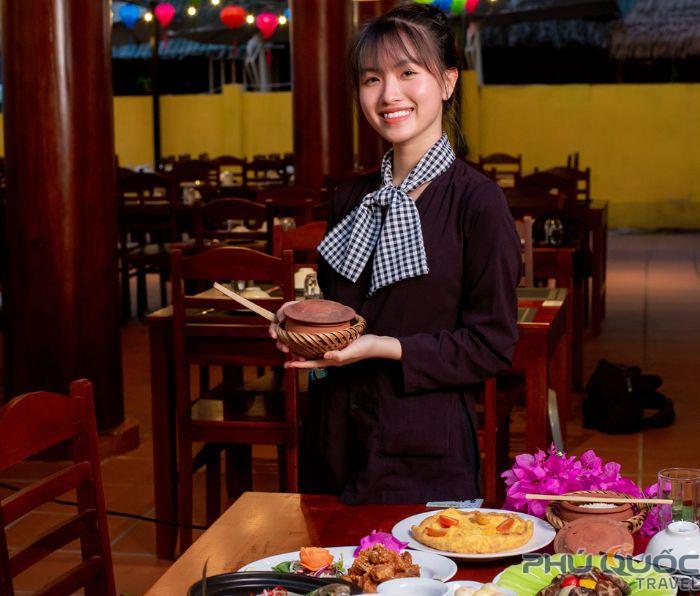 Cơm niêu Việt Xưa Phú Quốc món ăn đậm chất gia đình