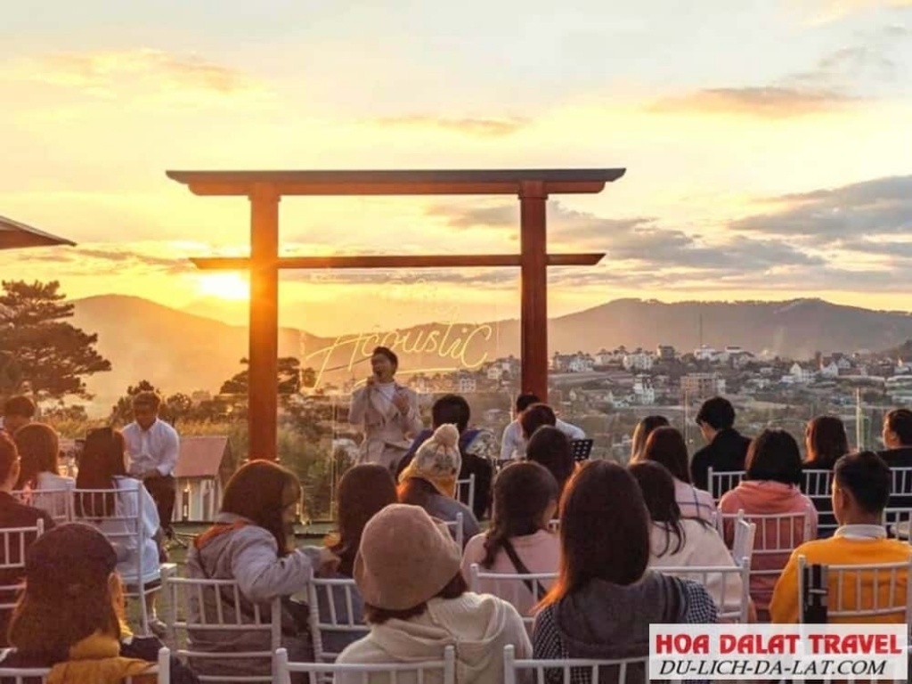 Dalat Golf cafe hoàng hôn