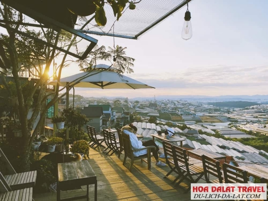 Hai Ả cafe ngắm hoàng hôn