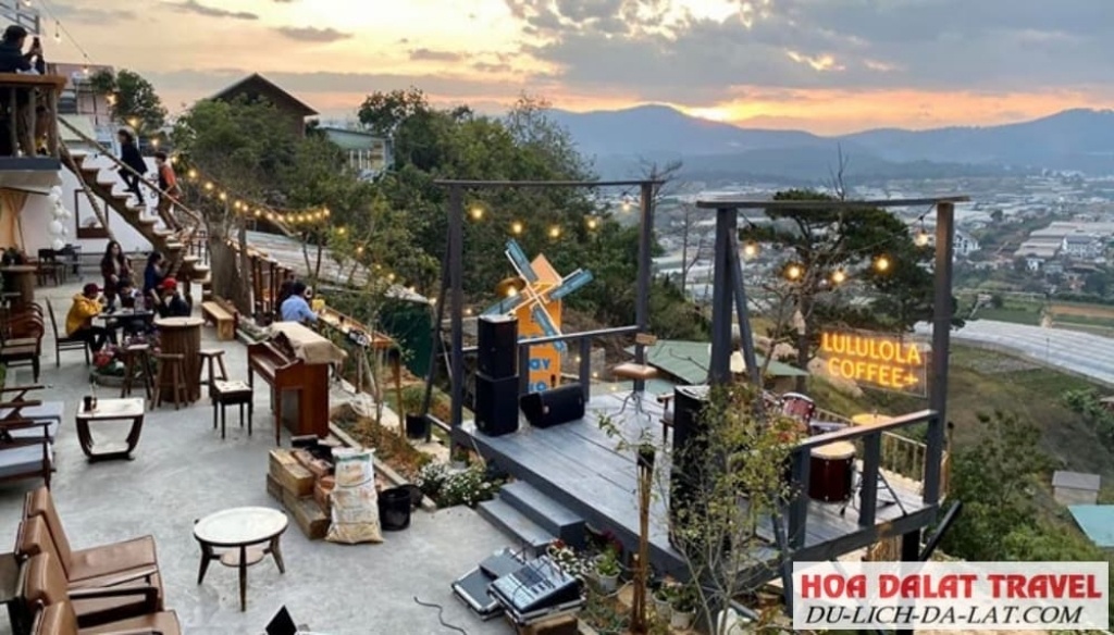 Lululola Coffee ngắm hoàng hôn Đà Lạt