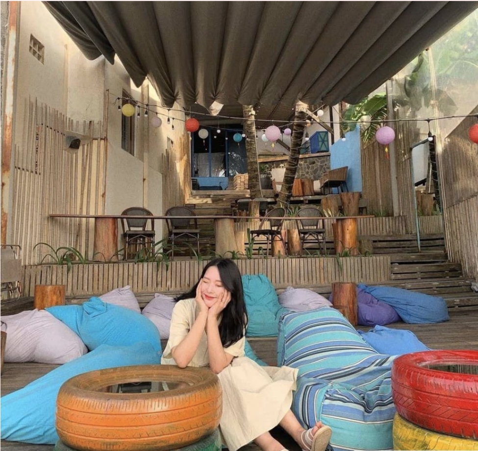 Aroi Dessert Cafe Phú Quốc view biển