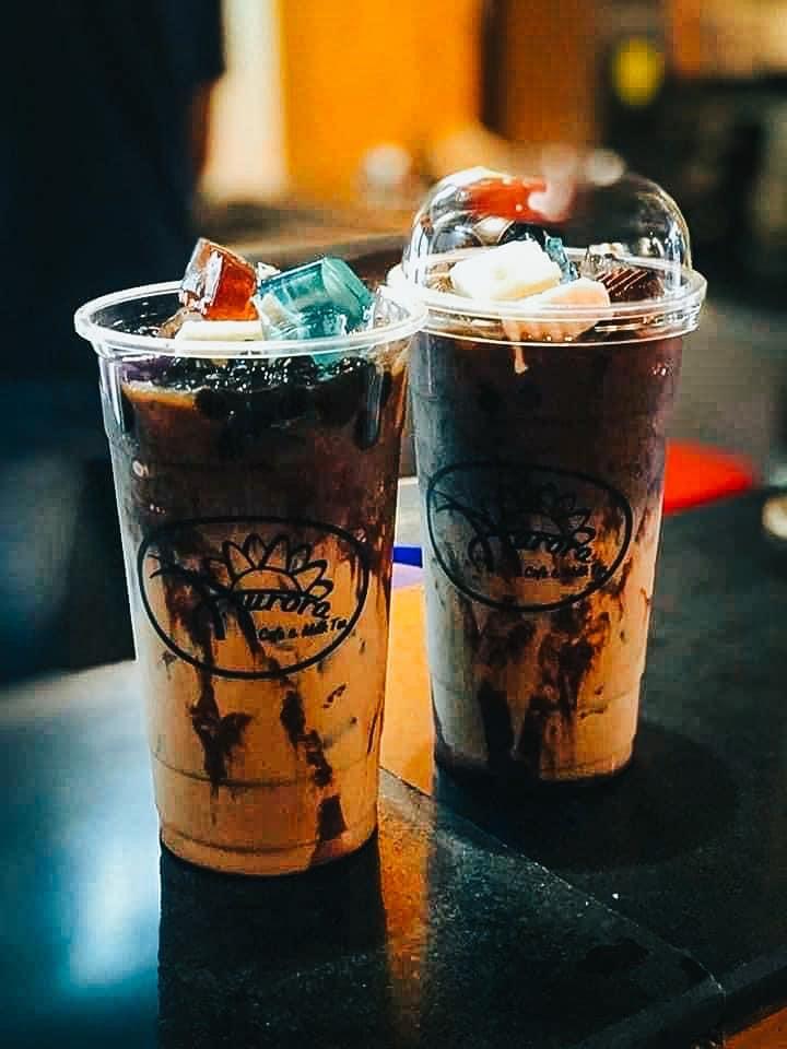 Khu vực làm việc tại Aurora Coffee