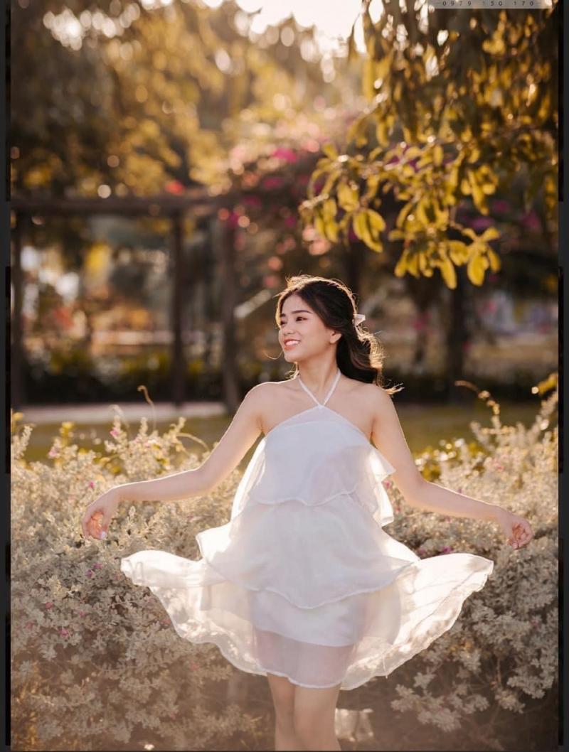 Hồ nước và cây xanh tại Nam Long Garden