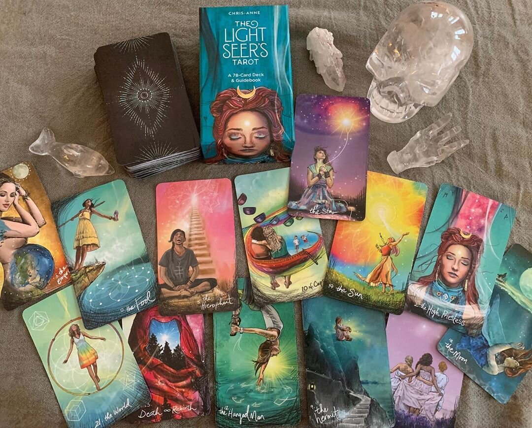 Comely Coffee - Quán tarot có reader nổi tiếng Hà Nội