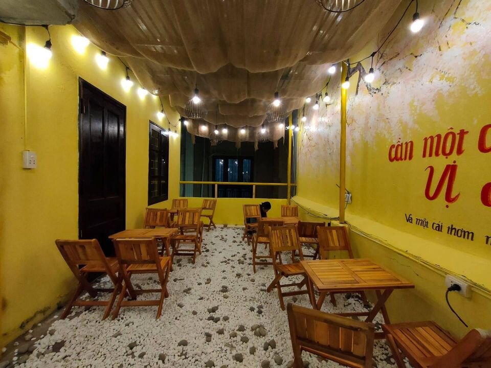 Lang Tang Tarot - Quán cafe xanh mát Hà Nội