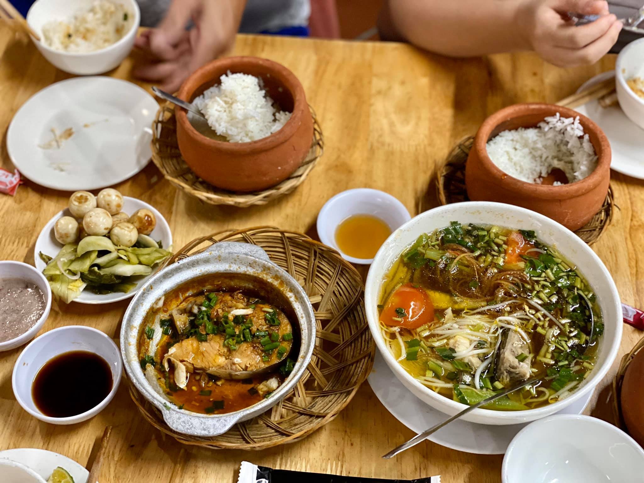 Cơm niêu Việt Địa Trung Hải Phú Quốc