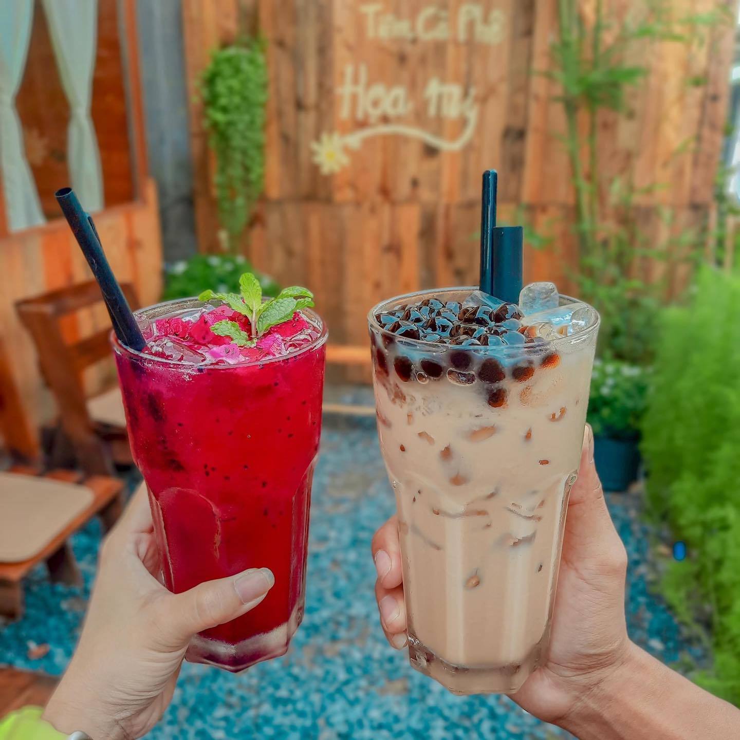 Đêm nhạc acoustic tại Tiệm Cà Phê Họa Mi