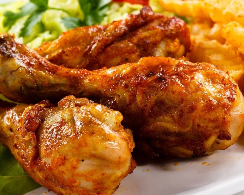 Suất cơm gà giá rẻ chất lượng tốt tại GIONA