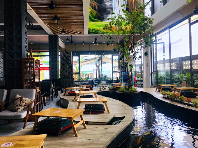 One Coffee - Cafe Cá Koi độc đáo
