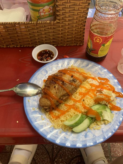 Cơm gà Ánh Vy quán nhỏ xinh