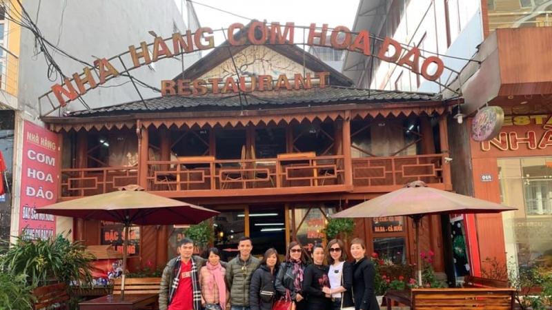 Hoa Đào Lẩu Cá Hồi Sapa