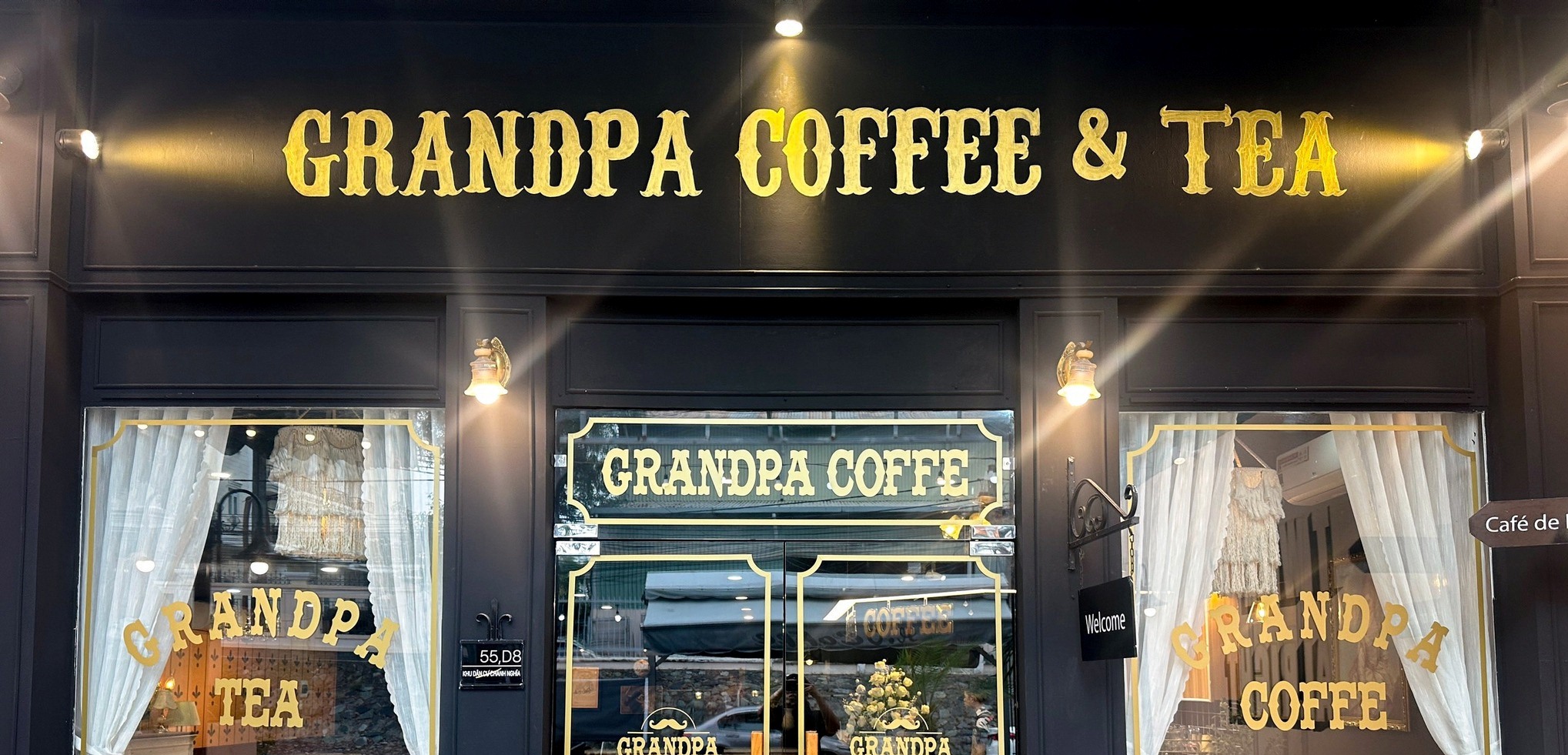 GrandPa Coffee & Tea phong cách tuổi thơ Tết xưa