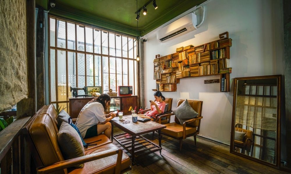 Cộng Cafe phong cách vintage hoài cổ gần sân bay