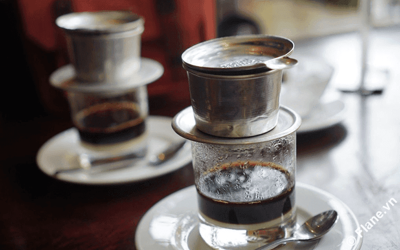 Đào Nguyên cafe bình dân giá rẻ