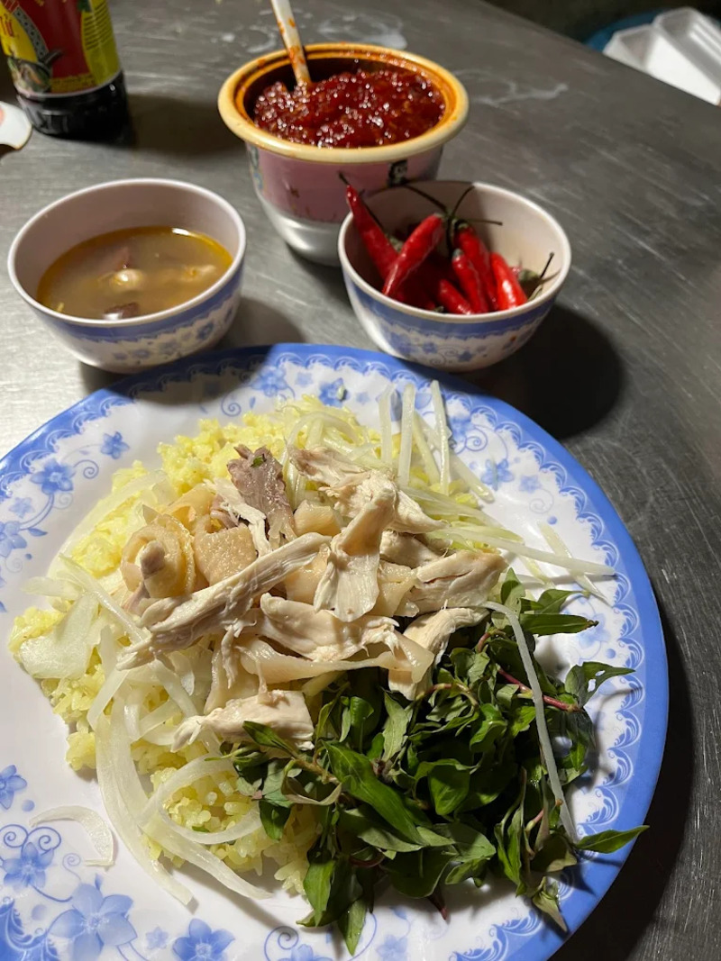 Đĩa cơm gà Xí giá rẻ nhưng chất lượng tuyệt vời