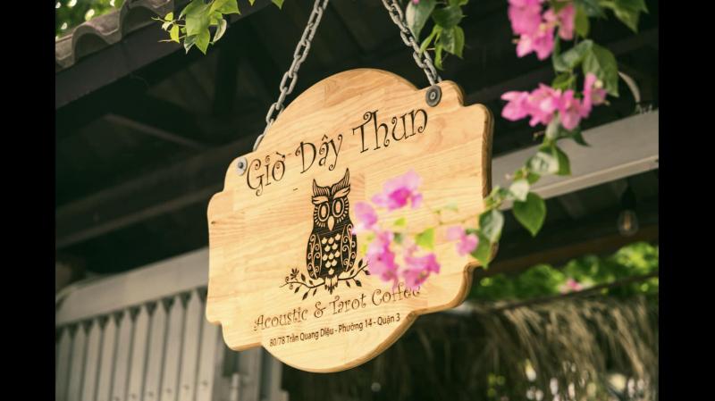 Giờ Dây Thun Coffee - quán cafe xem tarot phong cách Bắc Âu ở Sài Gòn