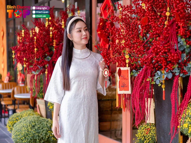 The Pun Coffee vườn hoa đào phong cách Nhật Bản