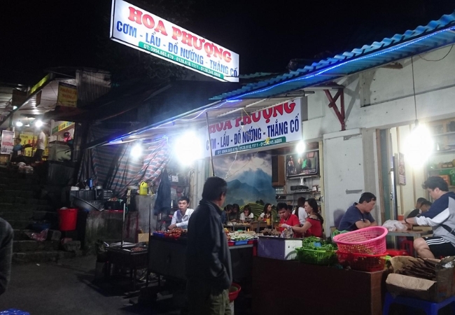 Quán Hoa Phượng Sapa