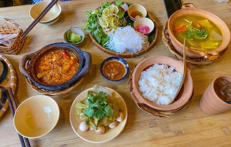 Quán Bụi - Món ăn gia đình ba miền