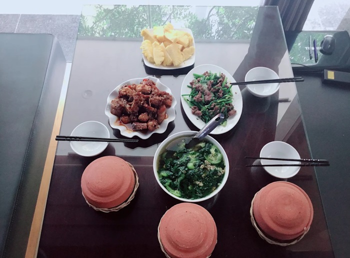 Cơm niêu Trà Việt Hạ Long