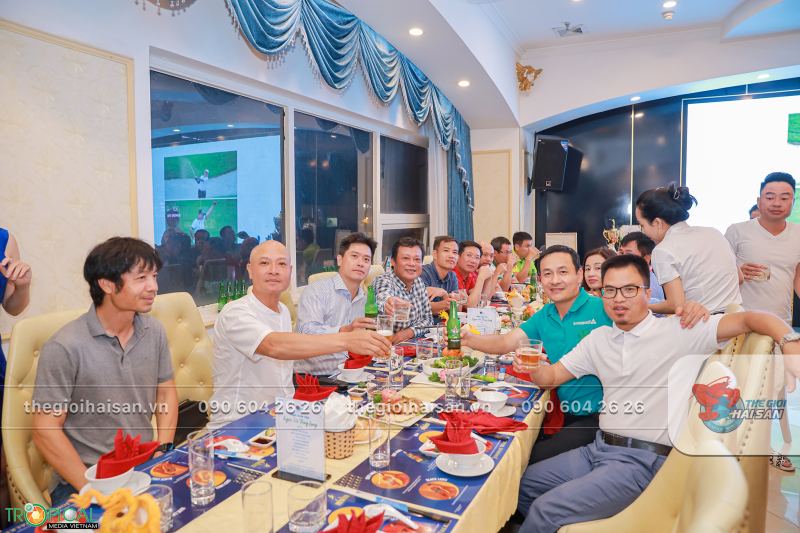 Thế Giới Hải Sản